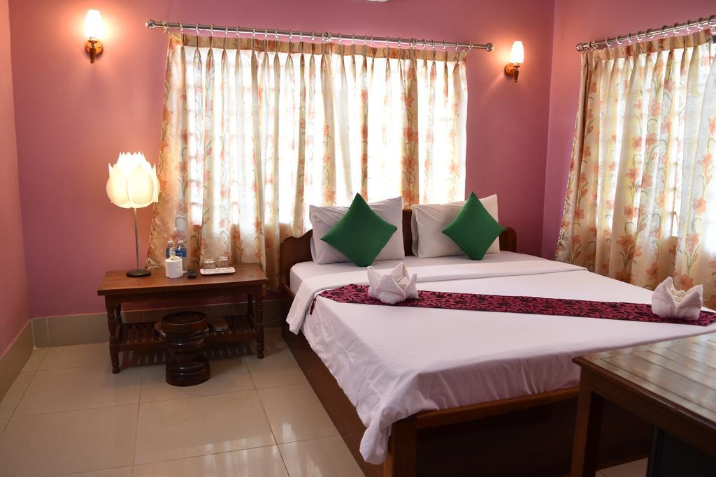 Ta Som Guesthouse & Tour Services Сиемрип Экстерьер фото