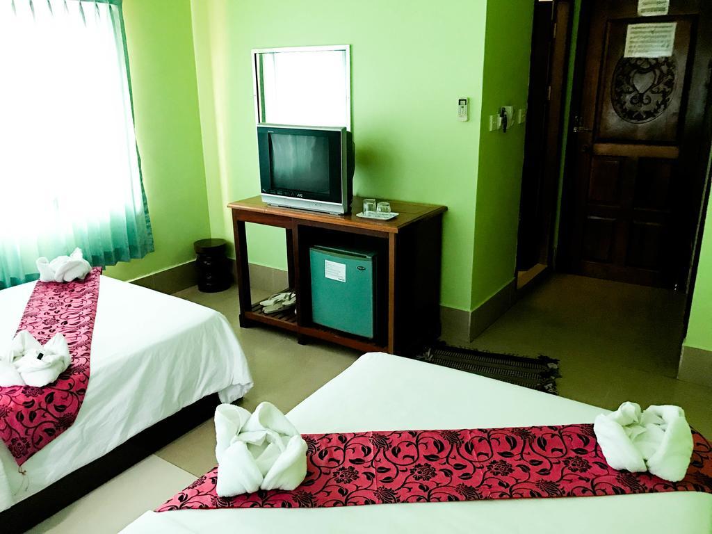 Ta Som Guesthouse & Tour Services Сиемрип Экстерьер фото