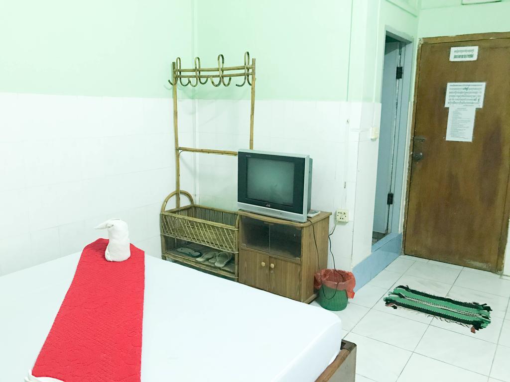 Ta Som Guesthouse & Tour Services Сиемрип Экстерьер фото