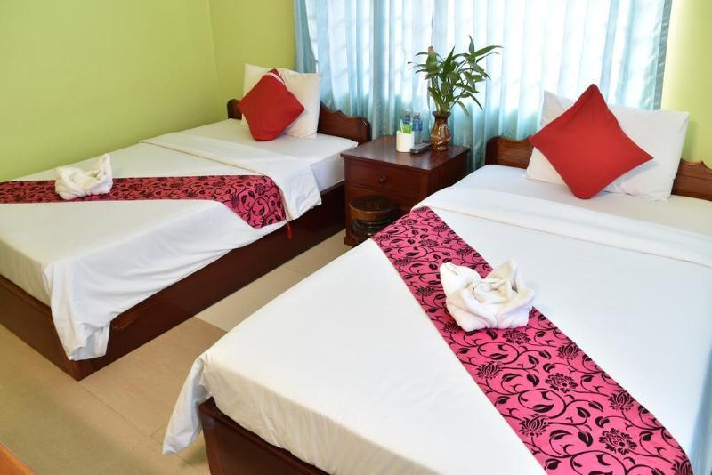 Ta Som Guesthouse & Tour Services Сиемрип Экстерьер фото