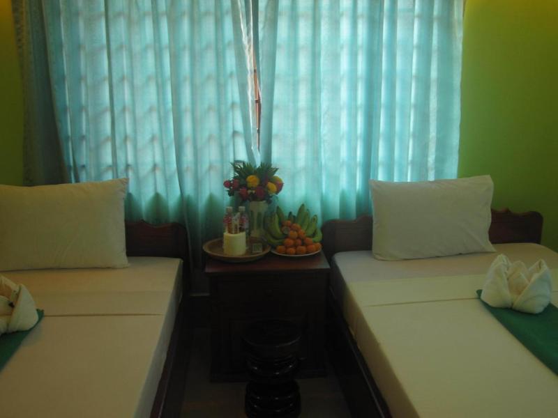 Ta Som Guesthouse & Tour Services Сиемрип Экстерьер фото