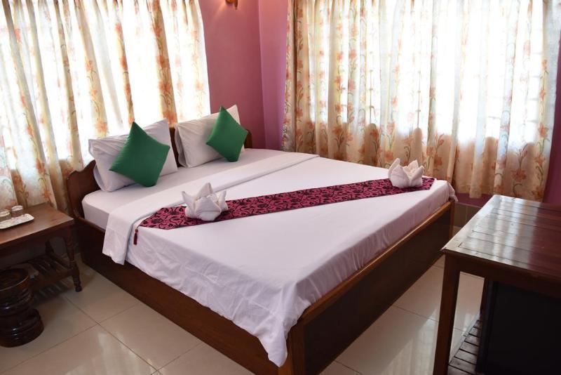 Ta Som Guesthouse & Tour Services Сиемрип Экстерьер фото