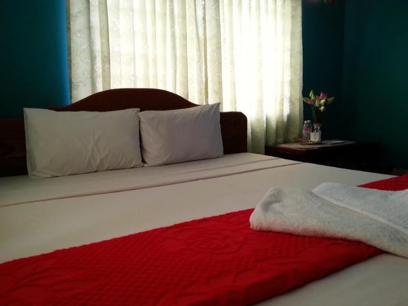 Ta Som Guesthouse & Tour Services Сиемрип Экстерьер фото